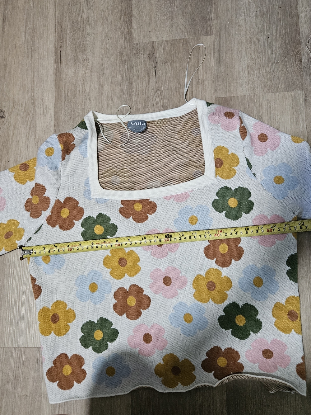 ARULA Cream Multi Floral Square-Neck Long Sleeve Top - Picture 10 of 12